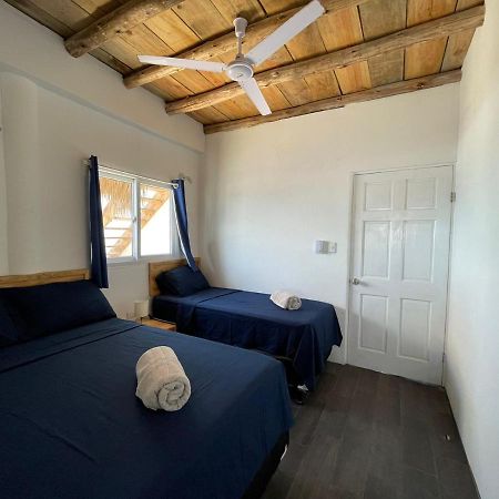 Black Sand Beachhouse Monterrico Exterior foto